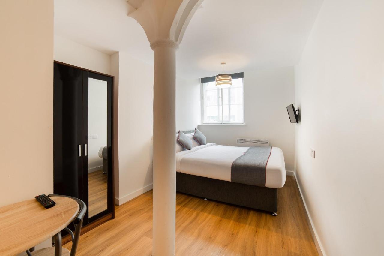 Oyo Vincent Apartments Liverpool Bagian luar foto